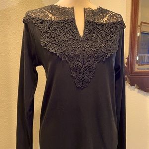 Embroidered Black Knit Sz XL